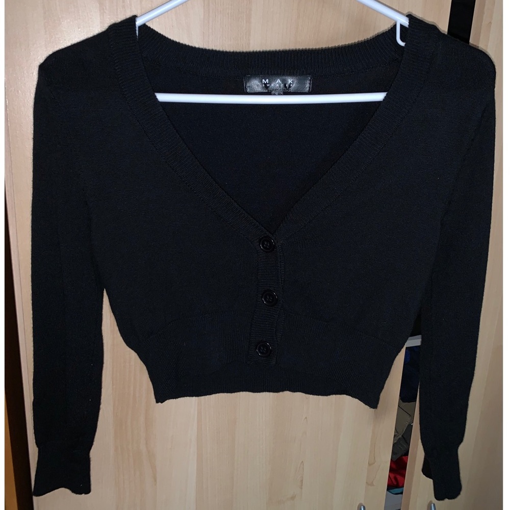 Women’s cropped cardigans